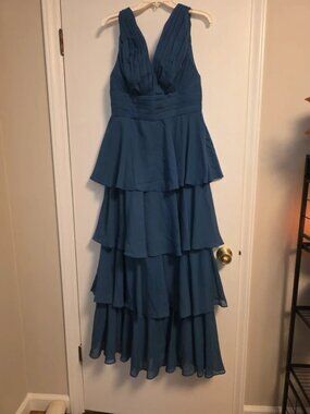 BEAUTIFUL BLUE GREEN LAYERED GOWN